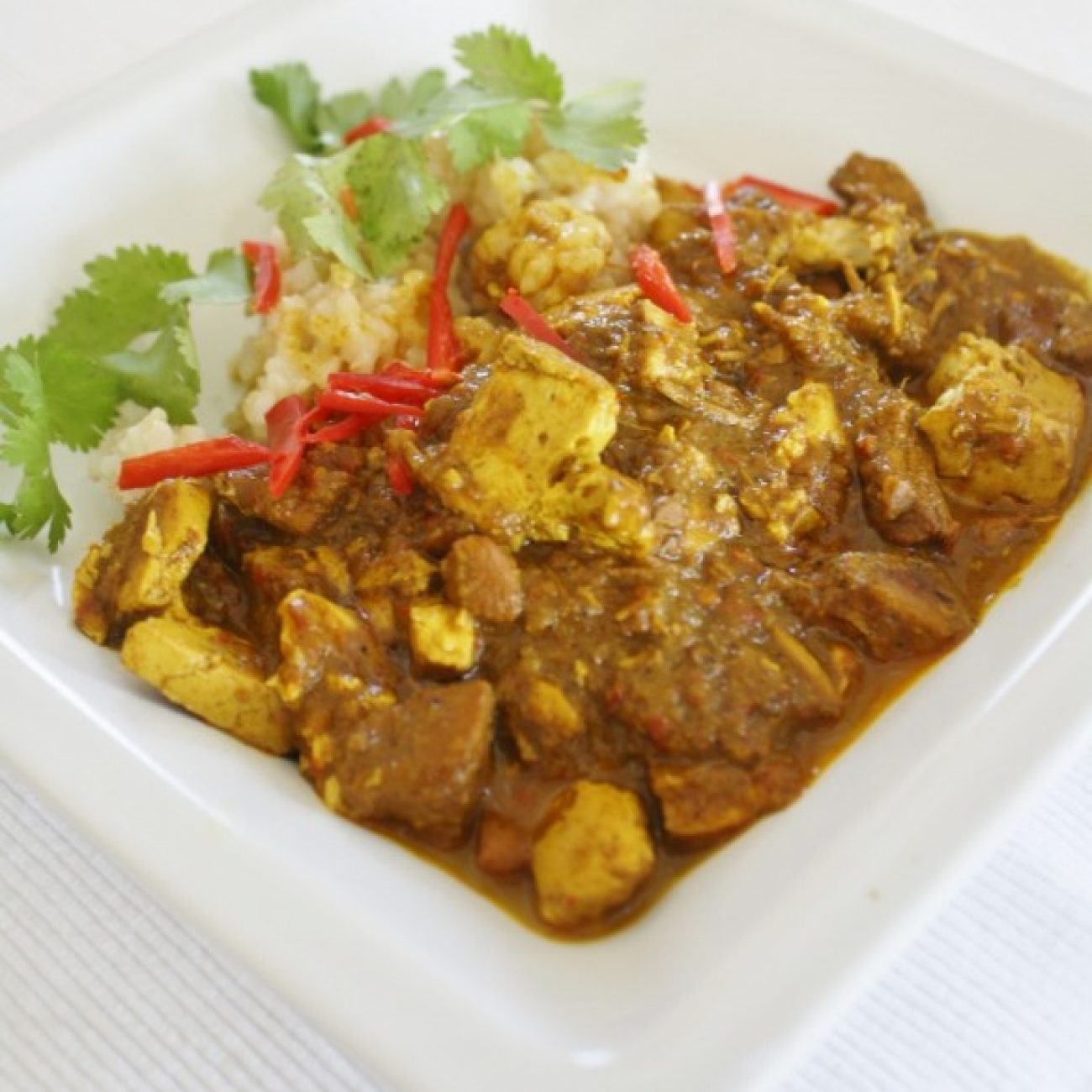 Spicy Tofu and Chicken Curry