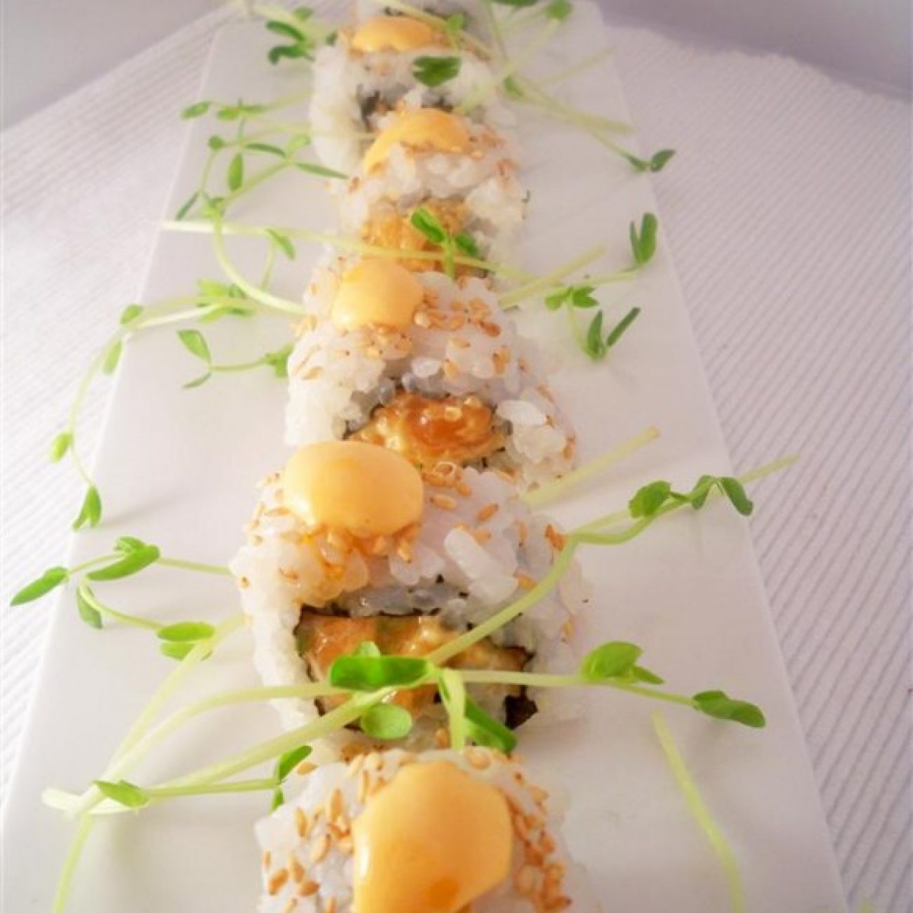Spicy Inside out Salmon Roll
