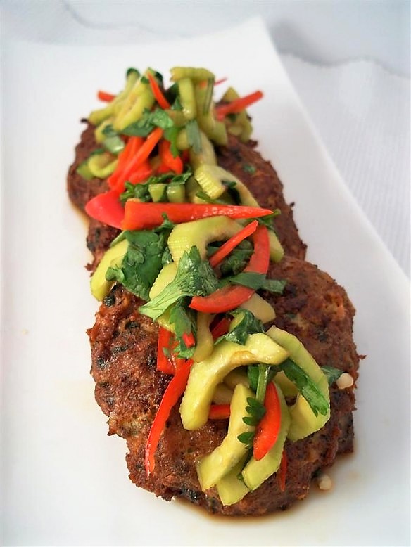 Thai fish cakes with cucumber relish