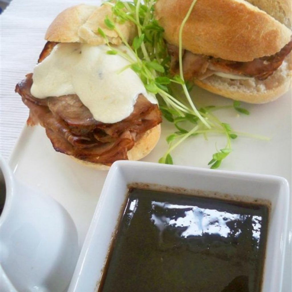 Roast Beef Au Jus!