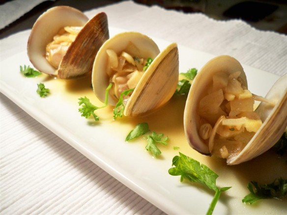 3 perfect clams (Custom)