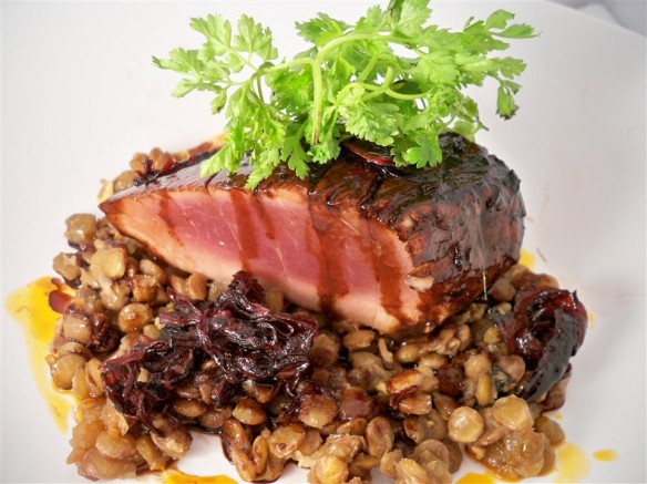 Balsamic Tuna with Lentils (Custom)