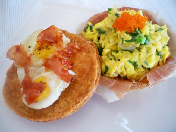Bennys Breakfast Tart with two kinds of eggs (Custom)