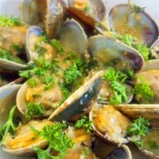 Cockles with garlic and parsley (Custom)