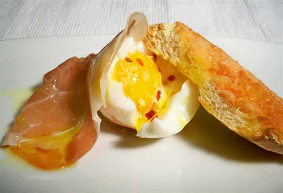 Cured ham with Egg and Tomato Bread (Custom)