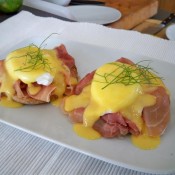 Doro's Chilpotle Eggs Benidict (Custom)
