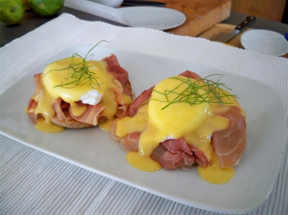 Doro's Chilpotle Eggs Benidict (Custom)