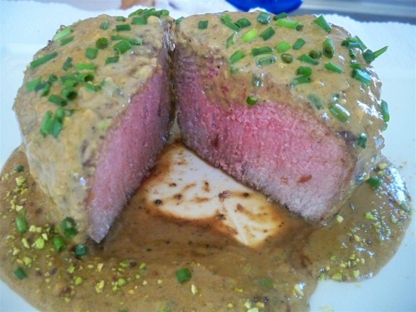 Filet of Beef with Pistachio Sauce (Custom)