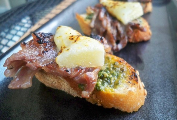 Mini steak sandwiches (Custom)