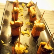 Muscles with fried potato and chipotle cream (Custom)
