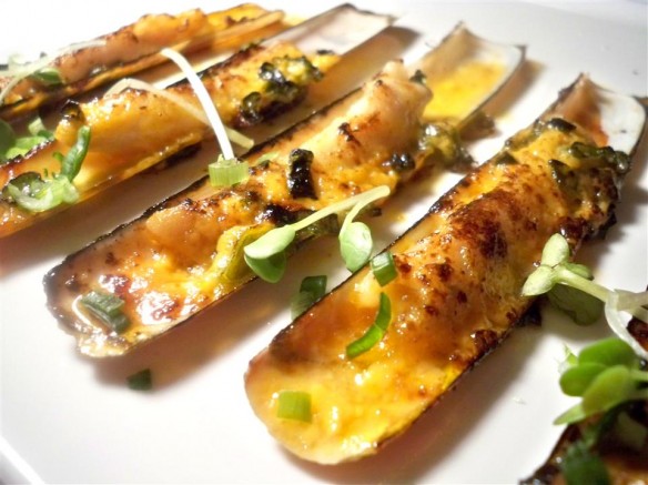 Razor Clams with Spicy Sauce (Custom)