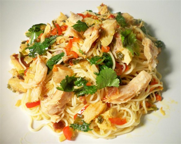 Smoked salmon pasta with chili and lime (Custom)