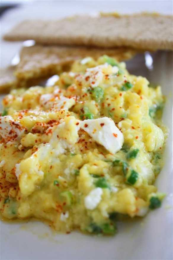 Making Perfect Scambled Eggs (Custom)
